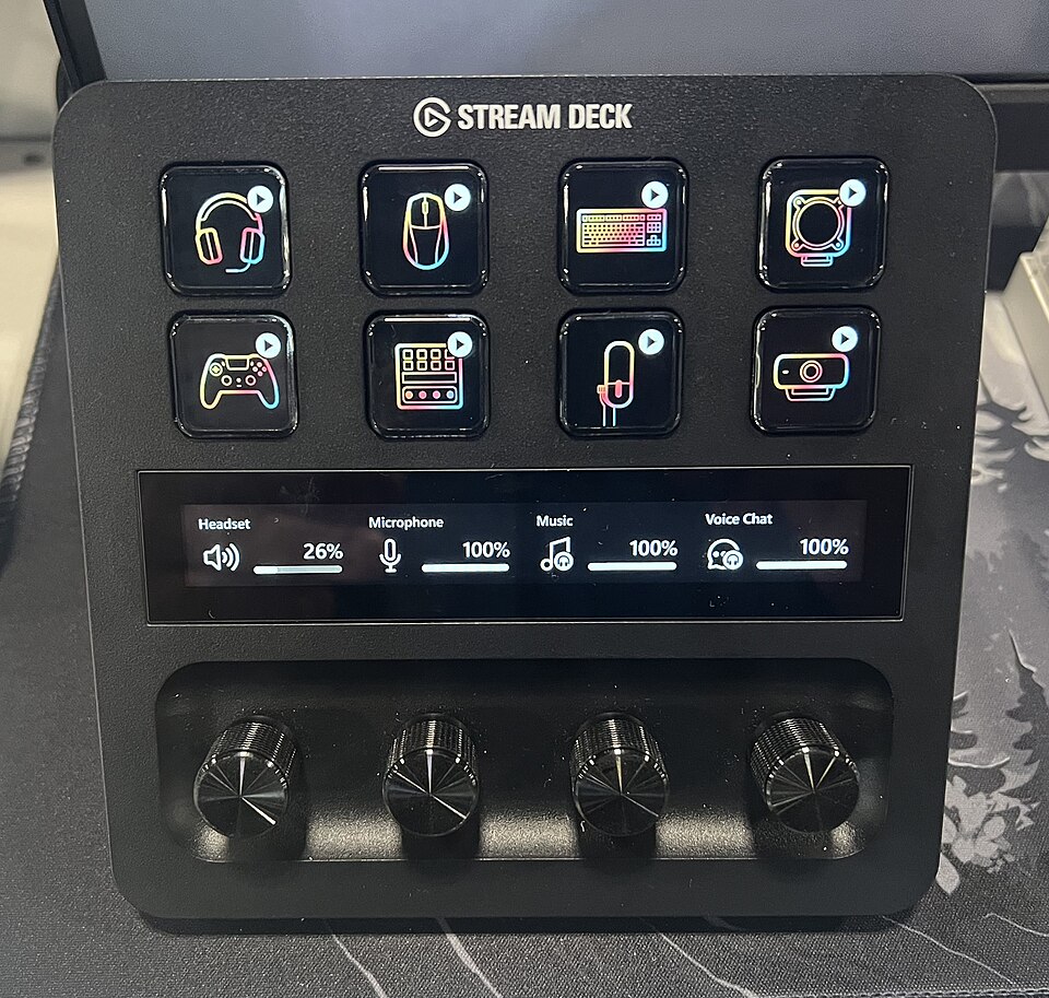 Elgato Stream Deck + ブラック：配信の操作を8キーと4ダイヤルにまとめる前の確認点